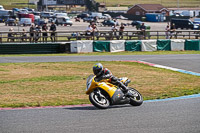 enduro-digital-images;event-digital-images;eventdigitalimages;mallory-park;mallory-park-photographs;mallory-park-trackday;mallory-park-trackday-photographs;no-limits-trackdays;peter-wileman-photography;racing-digital-images;trackday-digital-images;trackday-photos
